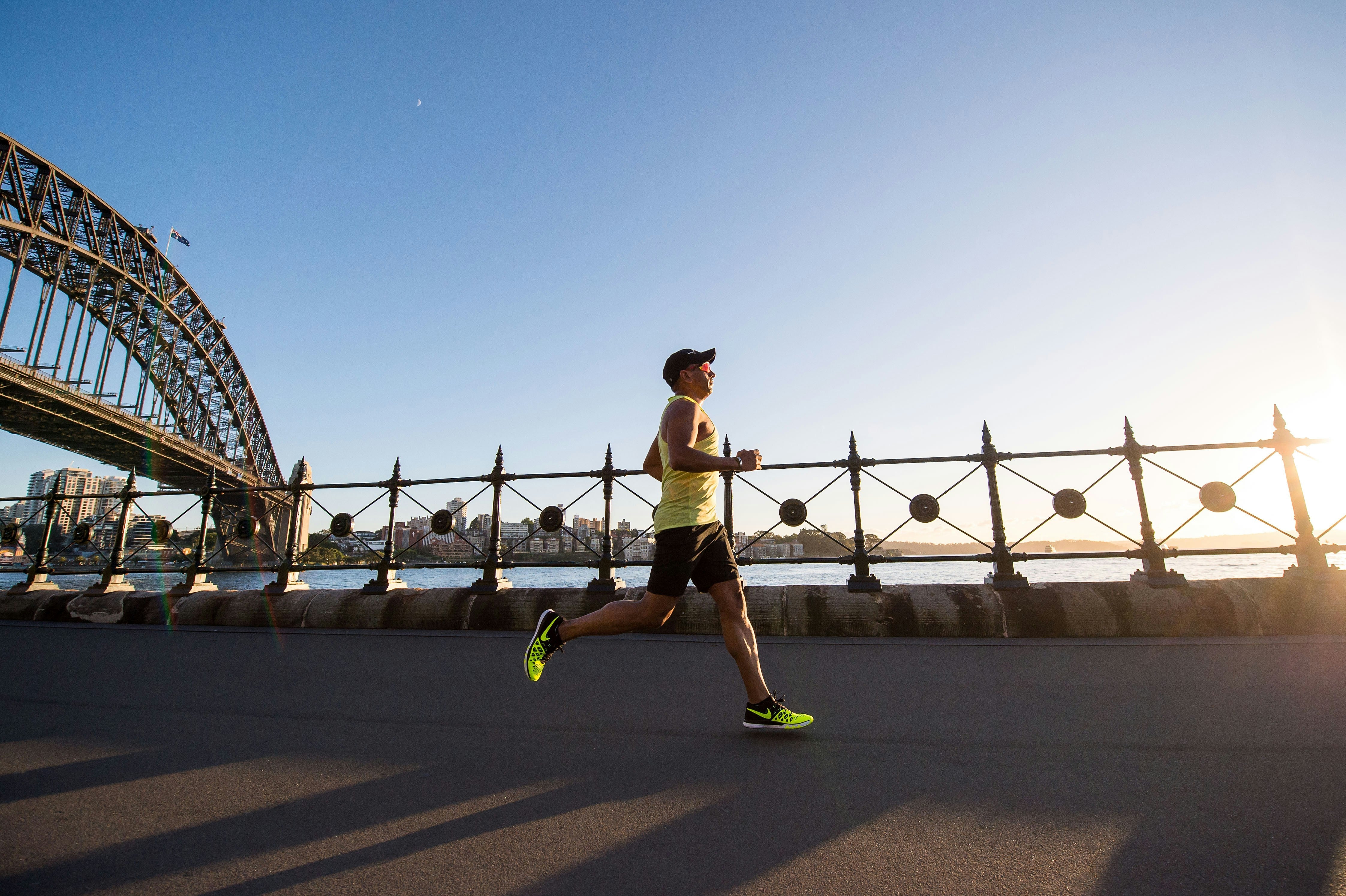 Sales minerales y electrolitos en verano: cómo mantener el rendimiento en ciclismo y running con calor